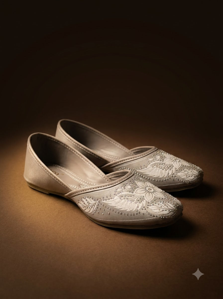 Grey Embroidered Jutti