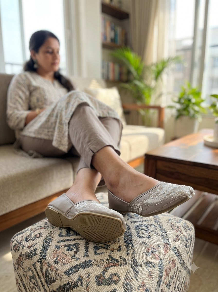 Grey Embroidered Jutti