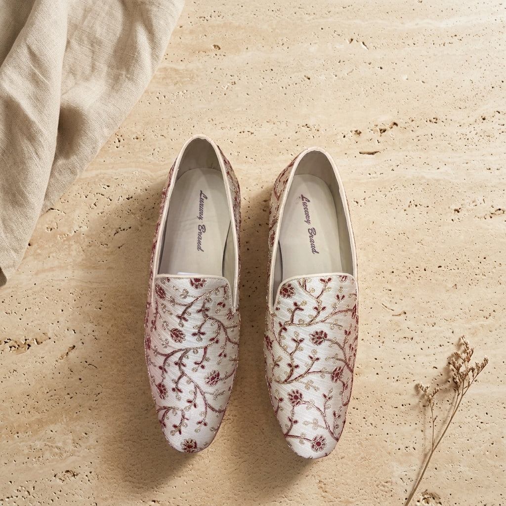 Men's Floral Embroidered Mojari Loafer - White